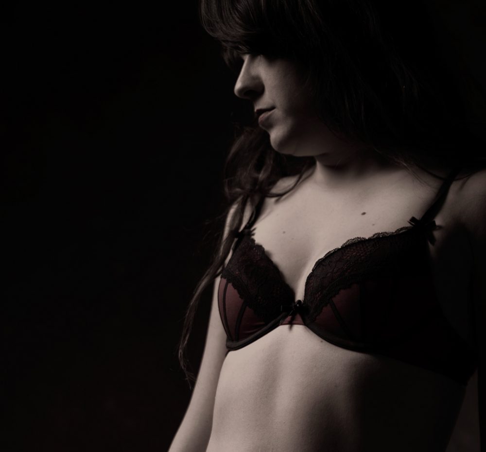 Séance photographie sensuelle en studio dans Portneuf / photo de charme avec lingerie
